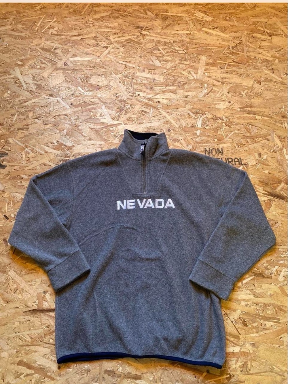 Nevada Men's Half-Zip Fleece Pullover - Gray